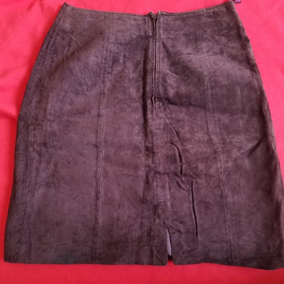 Wilsons Vintage 1990's Maroon Suede mini Skirt - Picture 2 of 2
